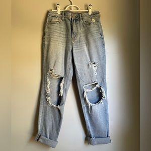 NWT American Eagle Boyfriend Jean